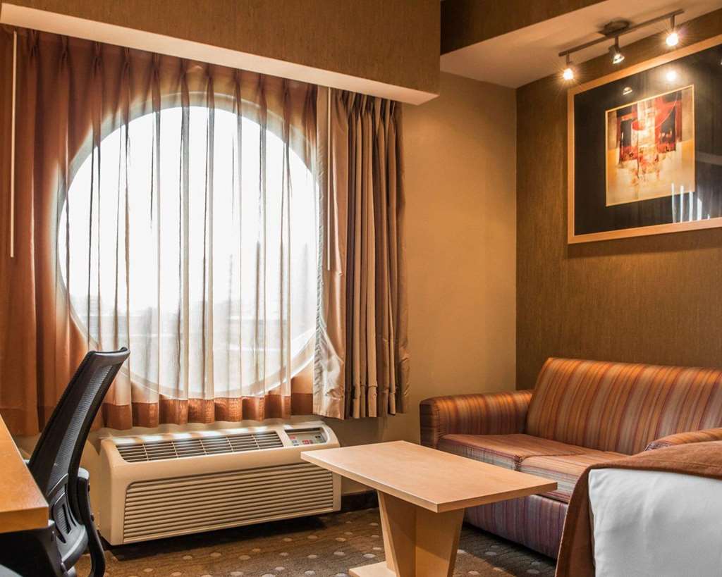 Comfort Suites Monroeville Pittsburgh East - photo 19