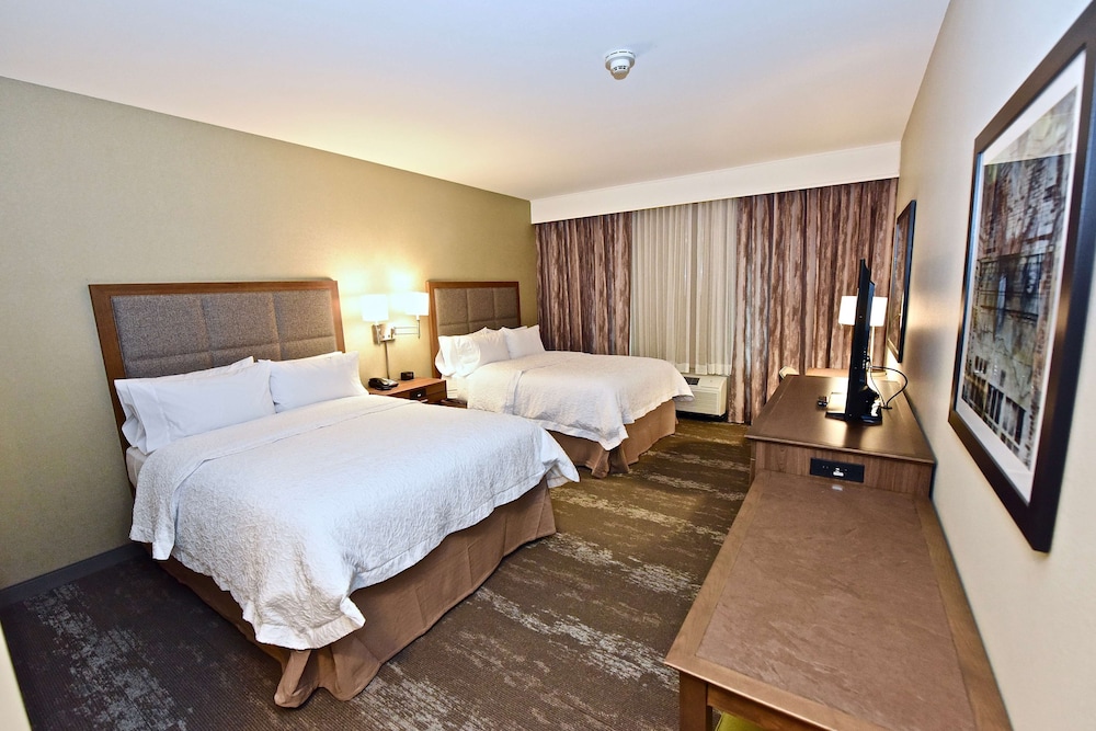Hampton Inn Kirksville - photo 34