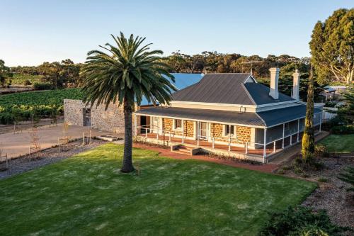 The Residence at Schubert Estate — 4-Star Luxury Hotel in Nuriootpa, Australia