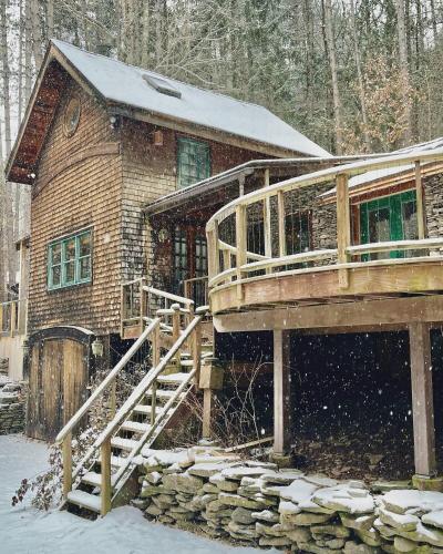Stunning Catskills Cabin — Boonsboro — photo 5