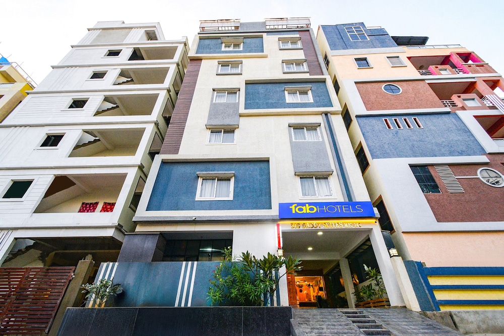 FabHotel DSR Suites Nr Hitech City Railway Station — 4-Star Luxury Hotel in Hyderabad, India