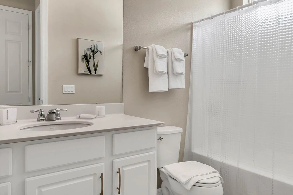 7 Bedrooms 65 Bathrooms Solara 1604 Hg - photo 10