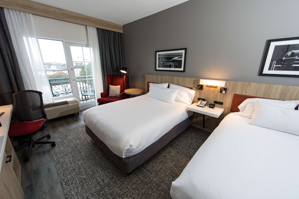 Hilton Garden Inn Savannah Historic District - photo 93