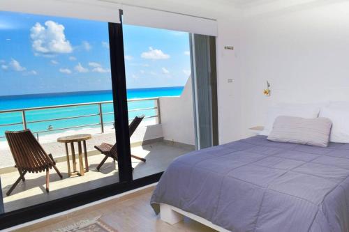 Ocean front Villa Marlin best location in hotel zone #109