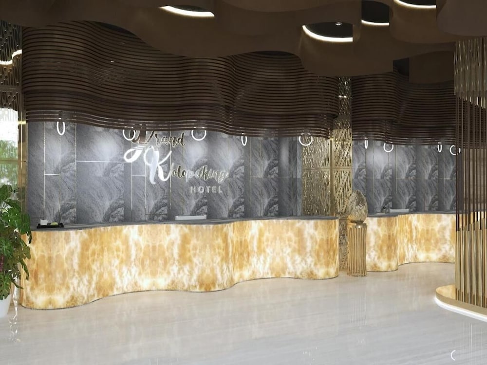 Grand Kolopaking Hotel — Kebumen — photo 2