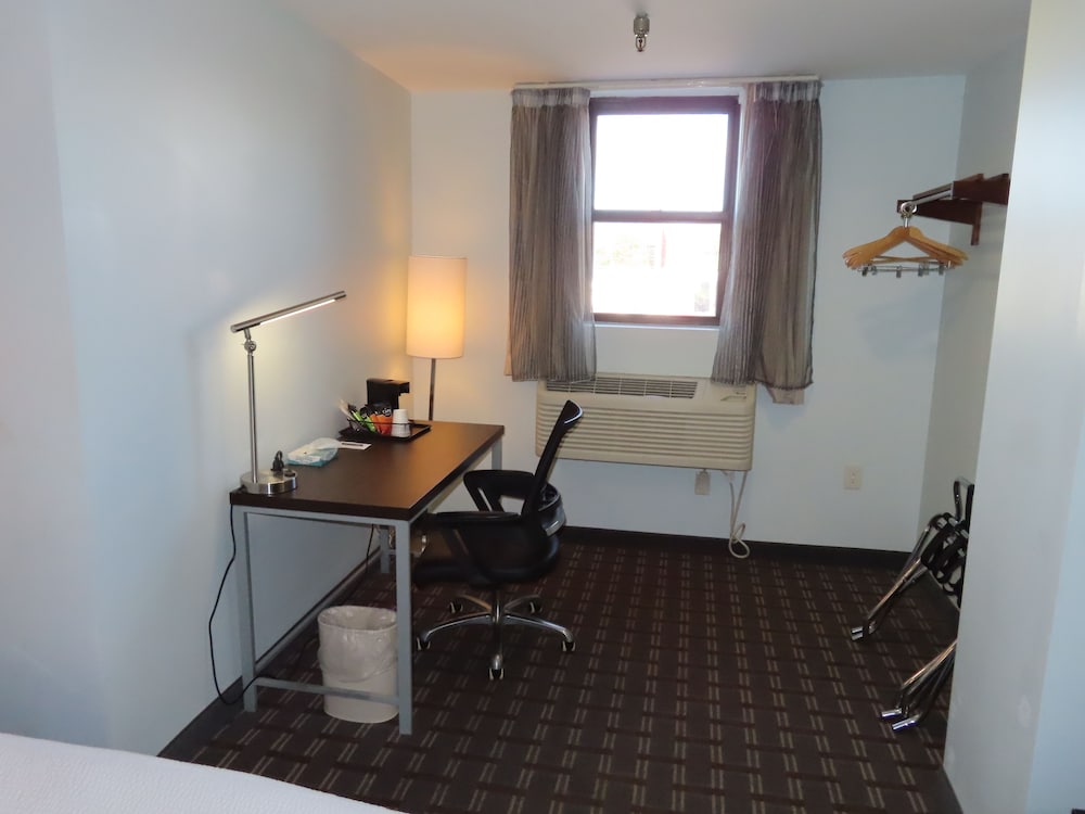 St. Charles Hotel - photo 35