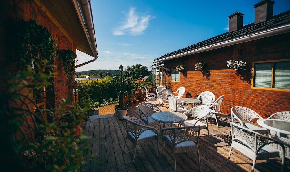 Ladozhskaya Usad’ba Cottages Hotel in Petrozavodsk, Russia