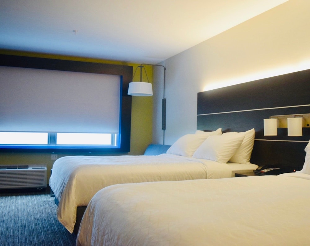 Holiday Inn Express & Suites Middletown by IHG - photo 7