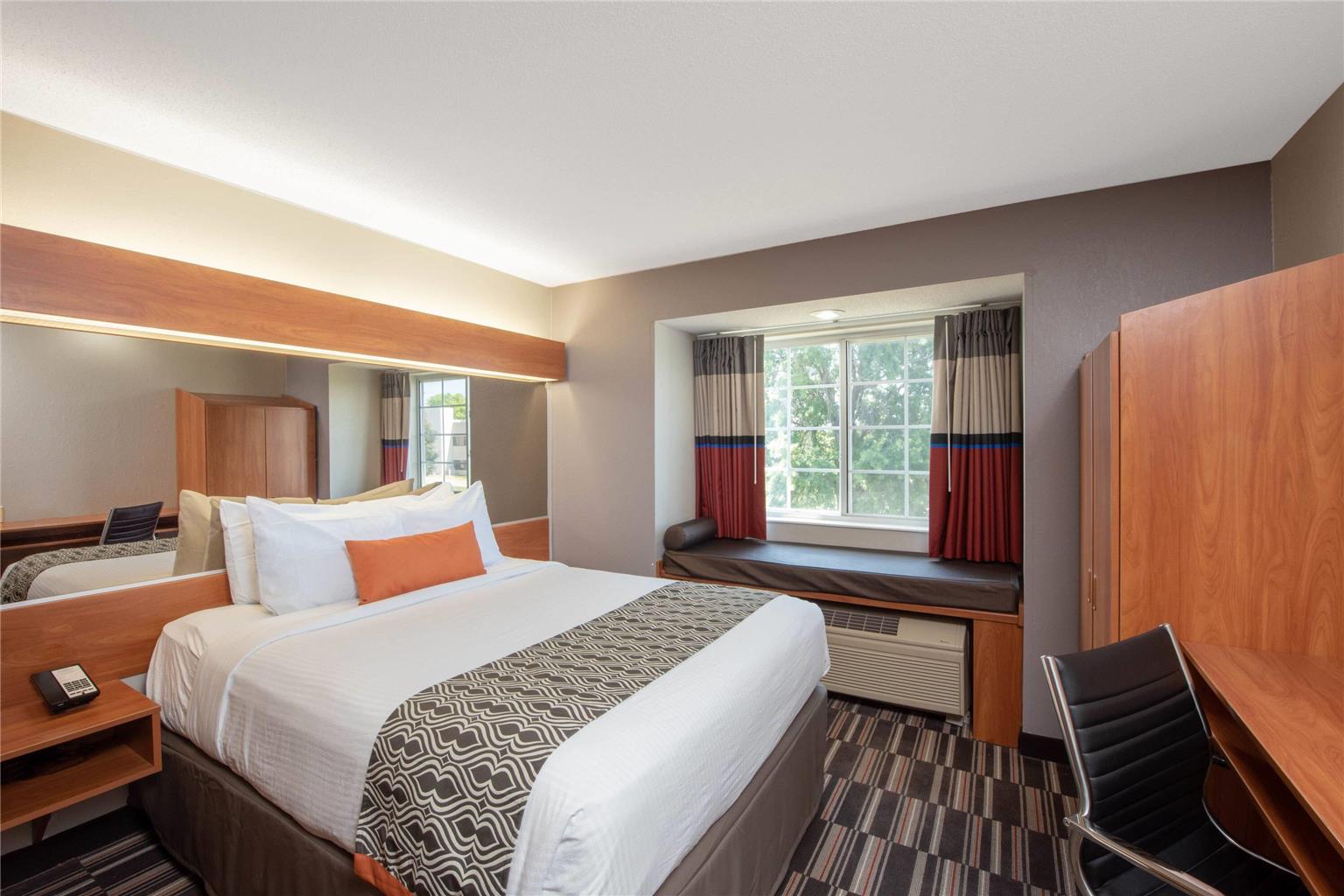 Microtel Inn & Suites by Wyndham Springfield - photo 24