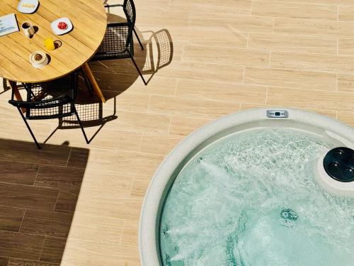 Canaryislandshost I Malva in Puerto Del Carmen, Spain