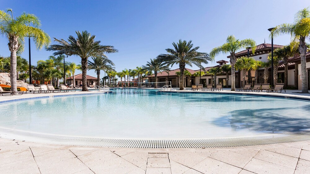 Elegant 7bed 5.5bath Pool Villa at Solterra Resort - photo 33