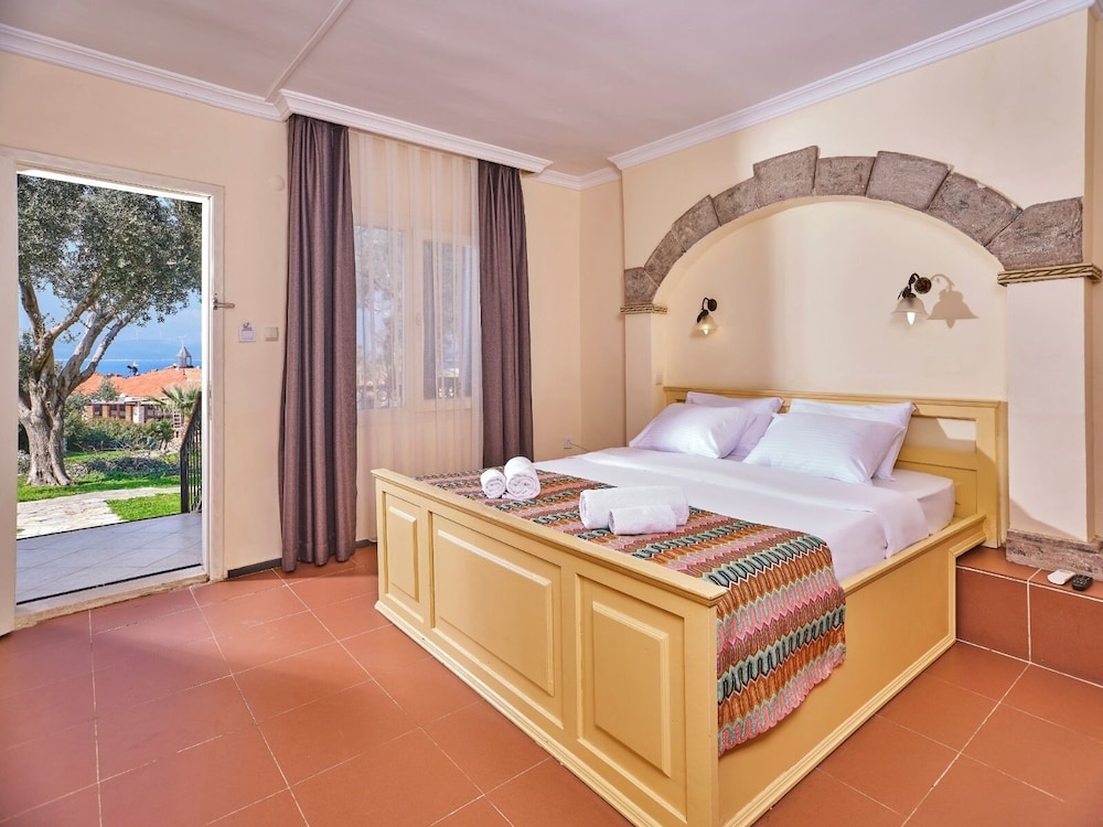 Club Resort Atlantis in Seferihisar, Turkey