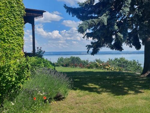 Villa Margaretha — 4-Star Luxury Hotel in Badacsonytomaj, Hungary