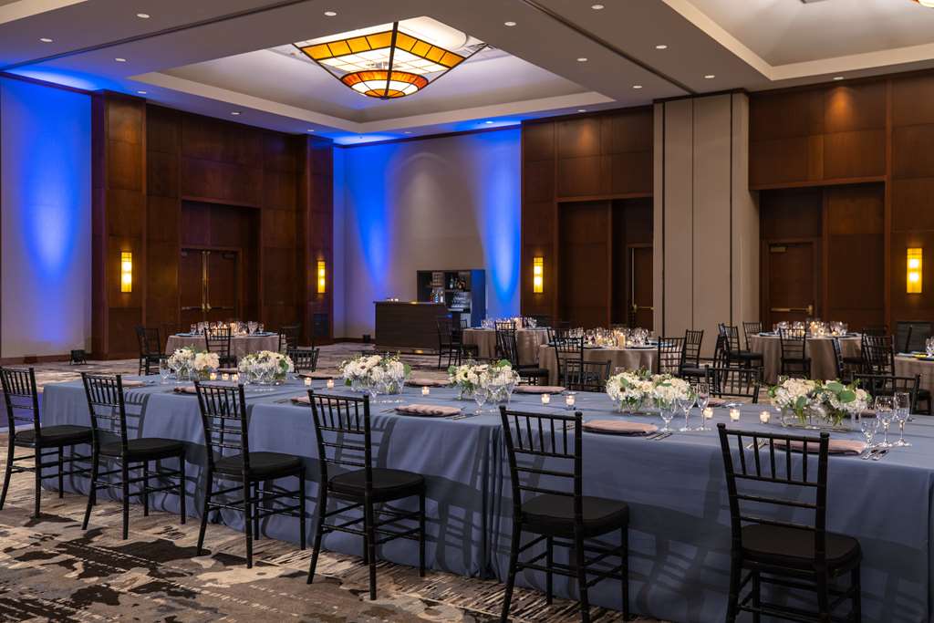 Hyatt Regency Coralville - photo 40