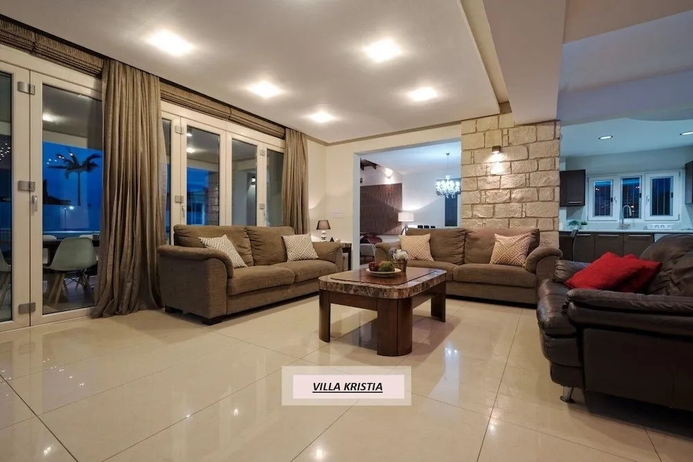 Villa Kristia
