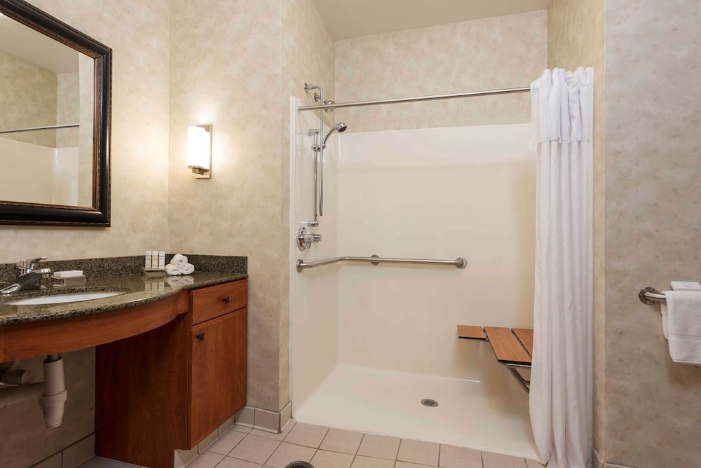 Homewood Suites by Hilton Indianapolis Airport Plainfield - photo 20
