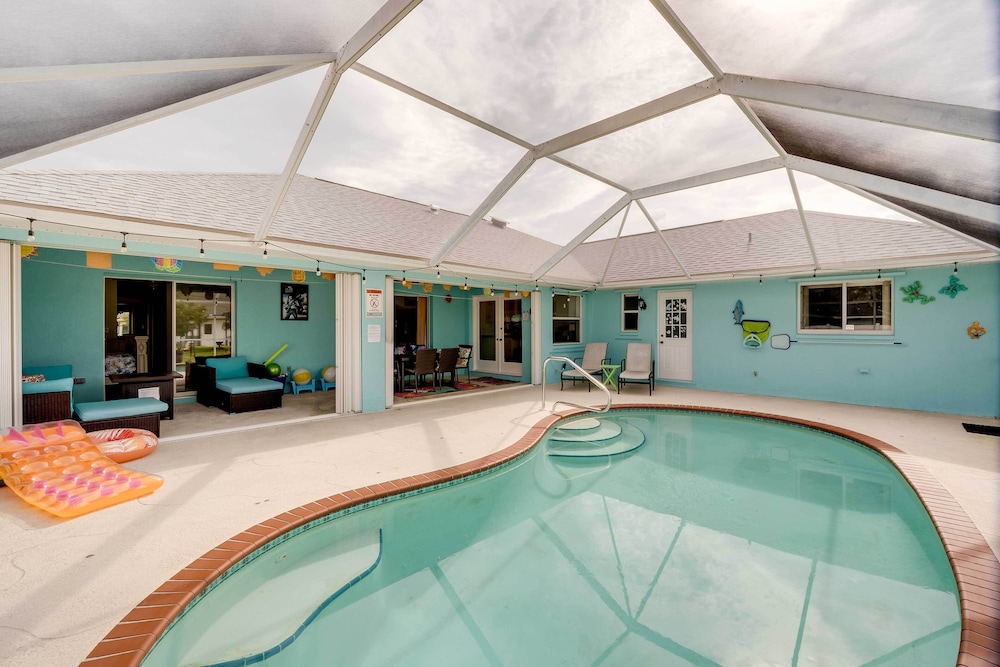 Family Friendly Englewood Getaway W Pool — Englewood