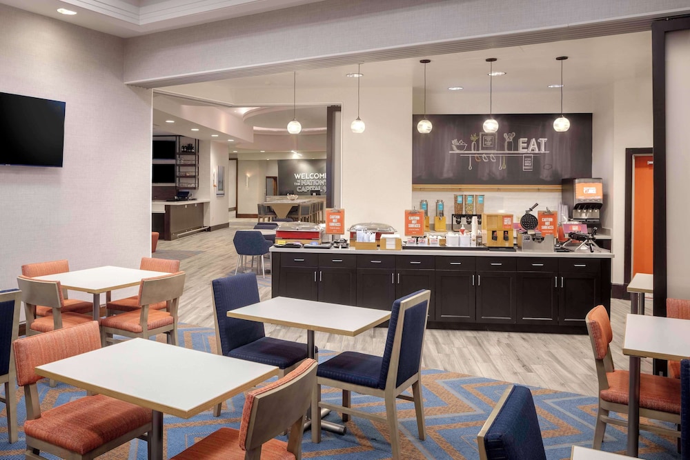 Hampton Inn Washington Downtown Convention Center - photo 45