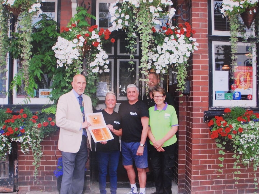Kings Arms Hotel - carbon neutral hotel in Holsworthy