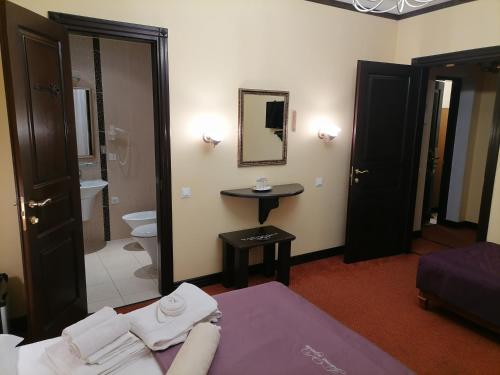 Zolota Pidkova & Forest — 4-Star Luxury Hotel in Slavske, Ukraine