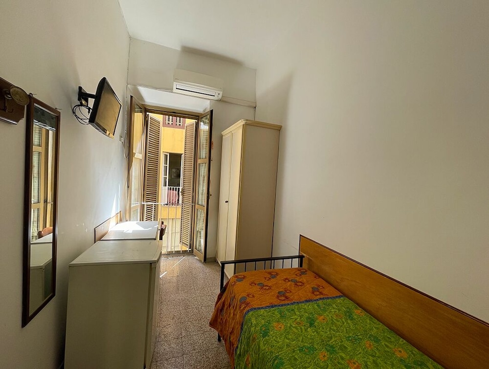 Cavalieri Affittacamere — Rome — photo 3