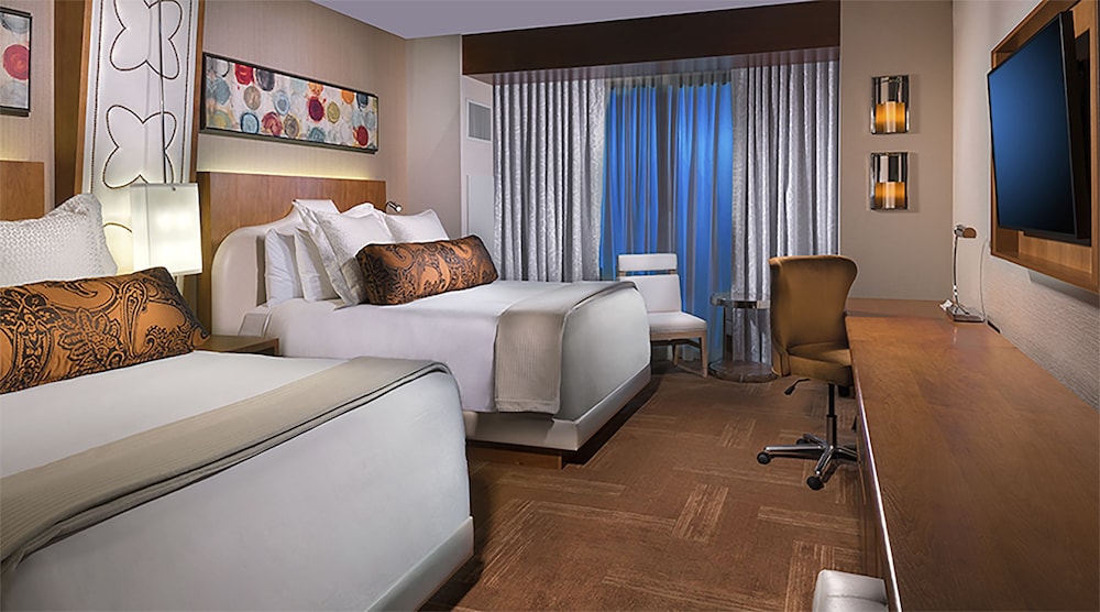 del Lago Resort & Casino - carbon neutral hotel in Waterloo
