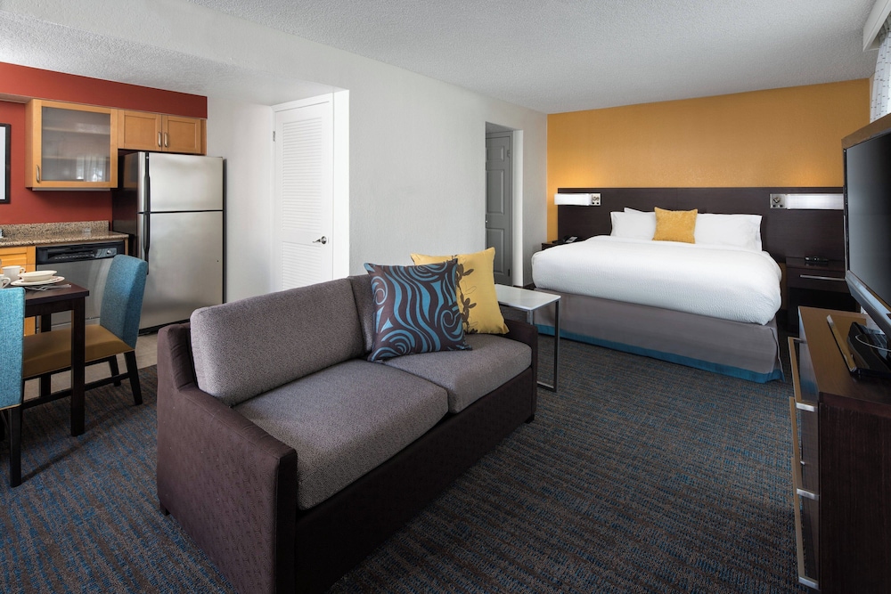 Residence Inn by Marriott Costa Mesa Newport Beach - photo 6