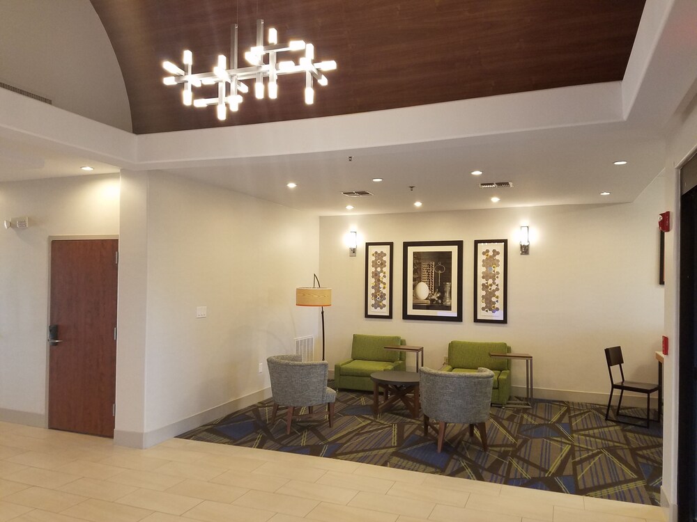 Holiday Inn Express & Suites Rio Grand by IHG - photo 36