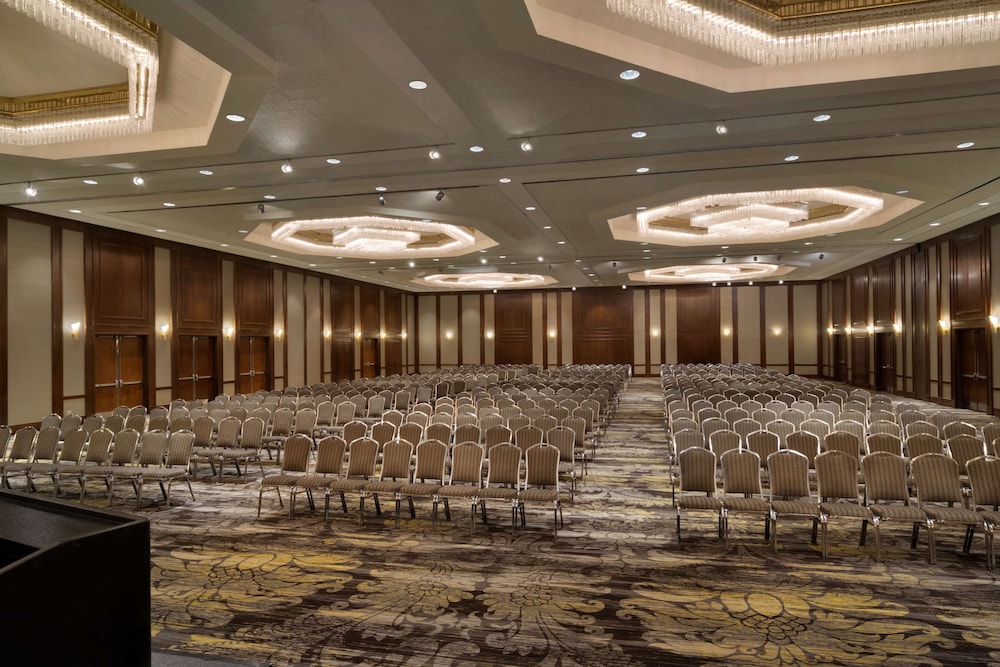 DoubleTree by Hilton Stamford - photo 55
