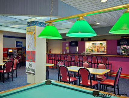 Magnuson Hotel Lansing - photo 7