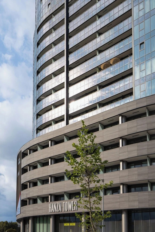 Modern Apartments with Swimming Pool in Hanza Tower by Noclegi Renters in Szczecin, Poland