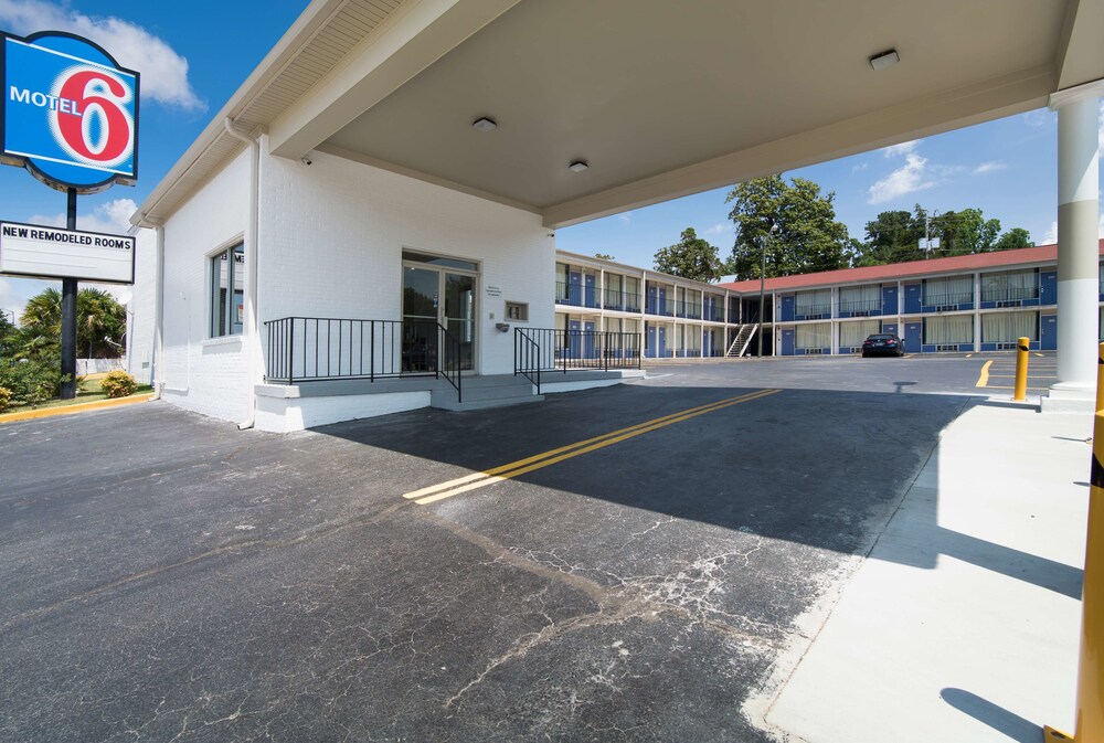 American INN of Orangeburg - photo 47