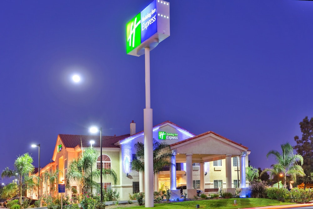 Holiday Inn Express Delano by IHG - photo 33