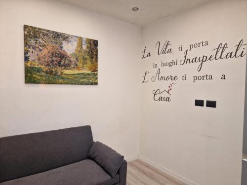 n&ghomesweethome Monet Elegante appartamento casa vacanze affari — 4-Star Luxury Hotel in Milan, Italy