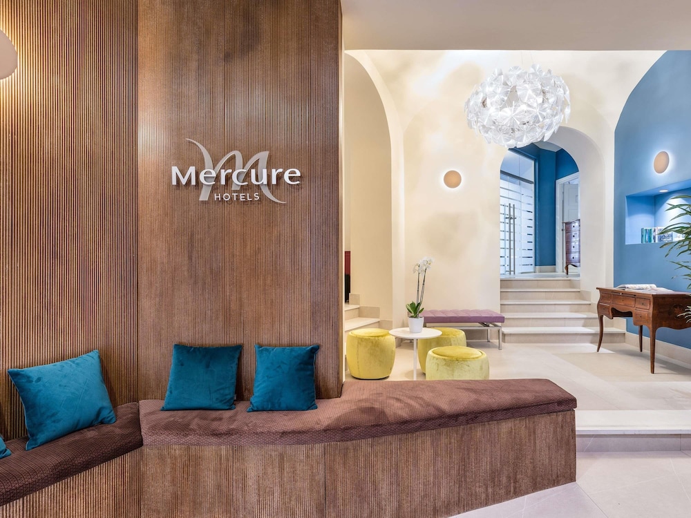 Mercure Napoli Centro Angioino — hotel in Naples