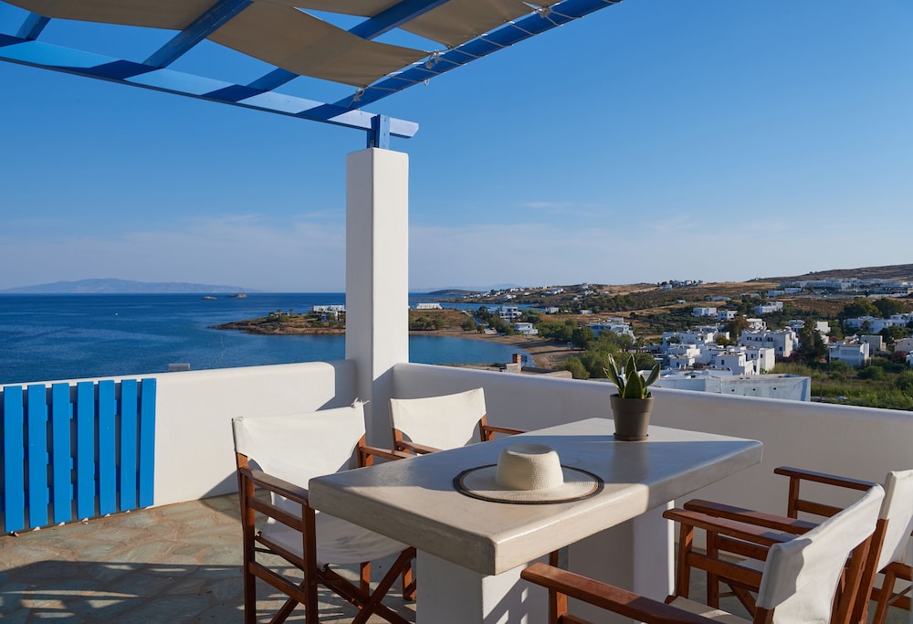 Cleopatra Seaside Homes Paros — 4-Star Luxury Hotel in Paros, Greece