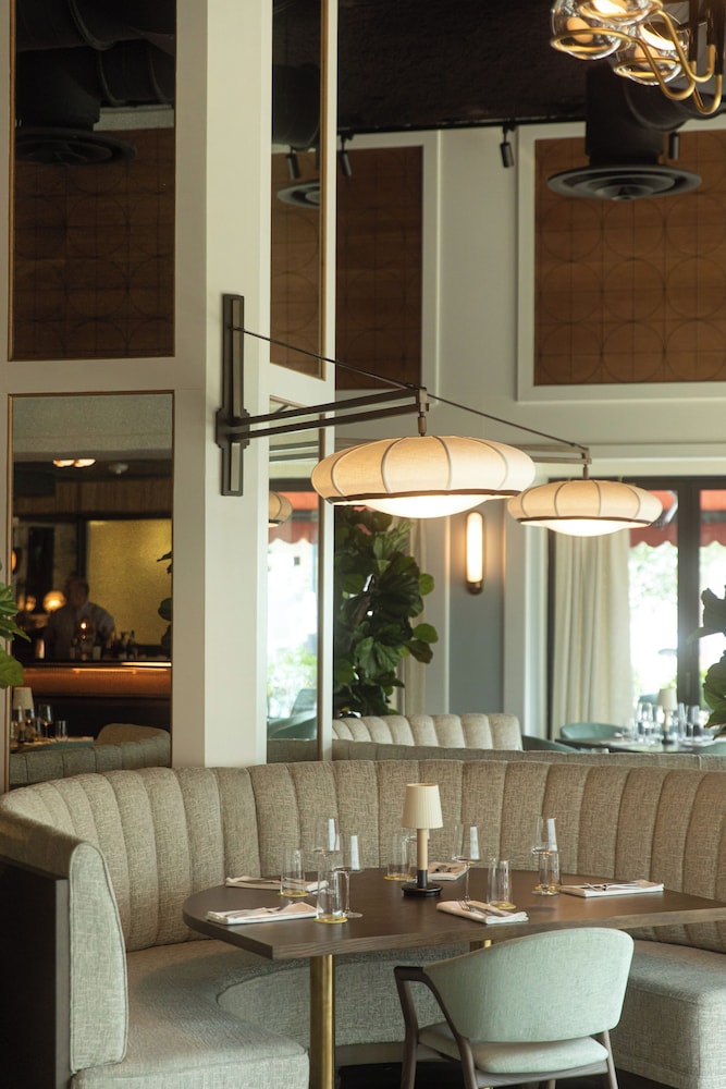 Hutton Hotel - photo 47