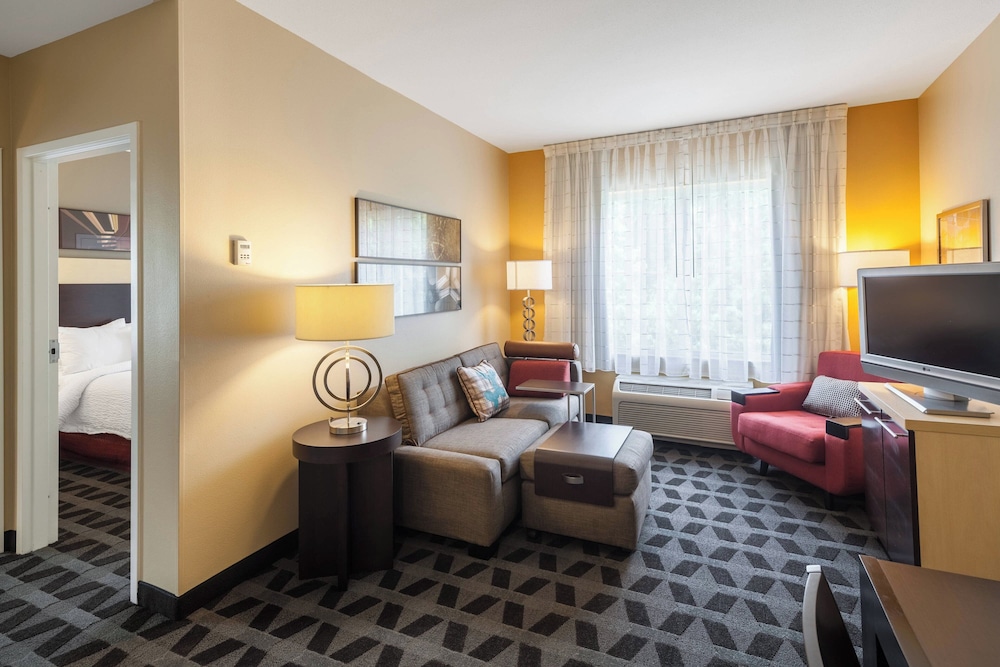 Towneplace Suites Marriott Jacksonville Butler Boulevard - photo 11