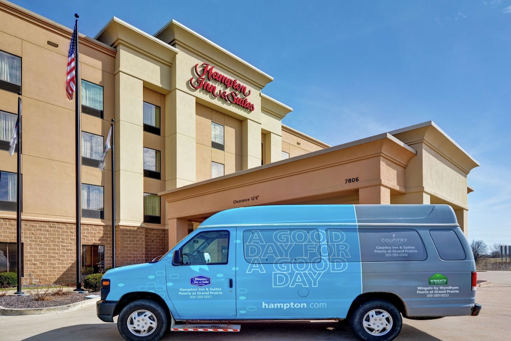 Hampton Inn & Suites Peoria at Grand Prairie IL - photo 41