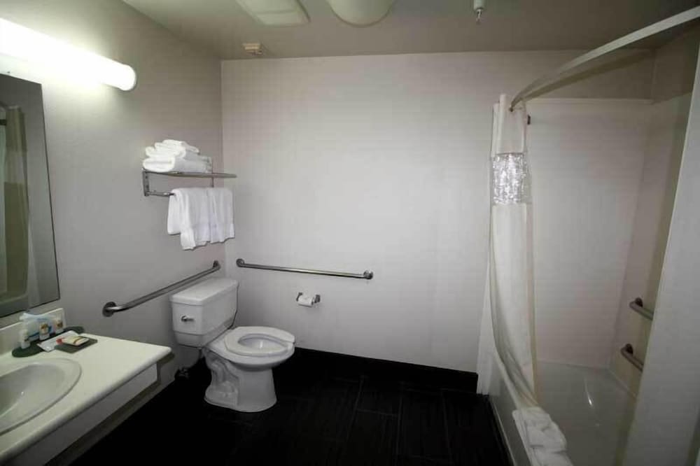 The Hotel Oceanside - photo 40