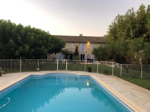 Mas Des Rompides in Maillane, France