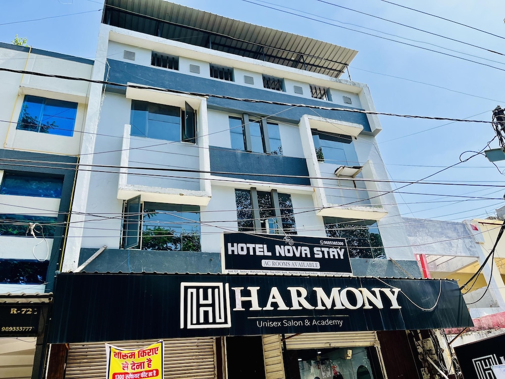 Hotel Nova Stay - last minute hotel in Indore