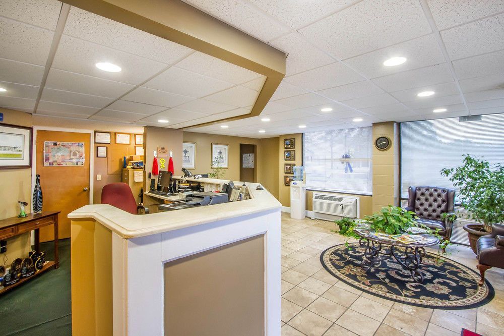 Rodeway Inn & Suites Fort Rucker — hotel in Daleville