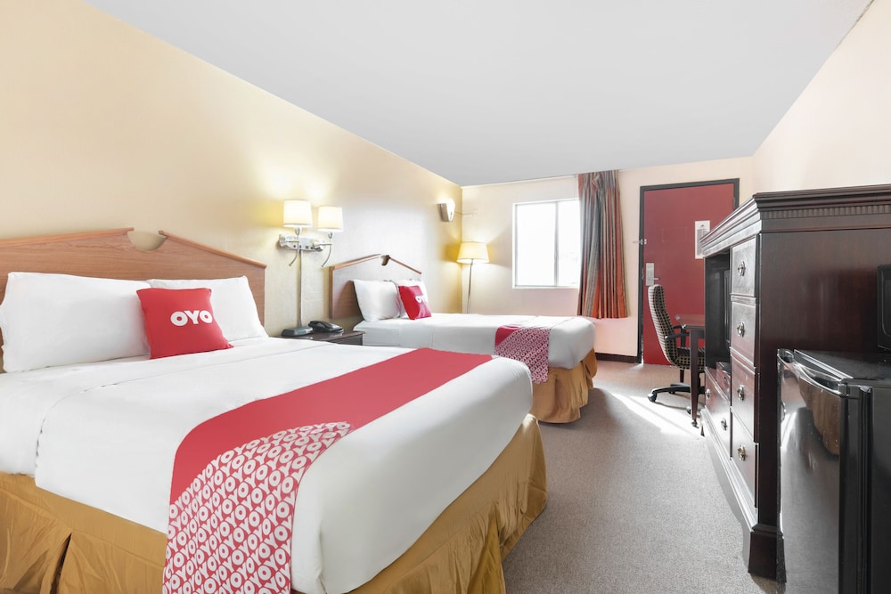 OYO Hotel Tulsa International Airport - photo 10