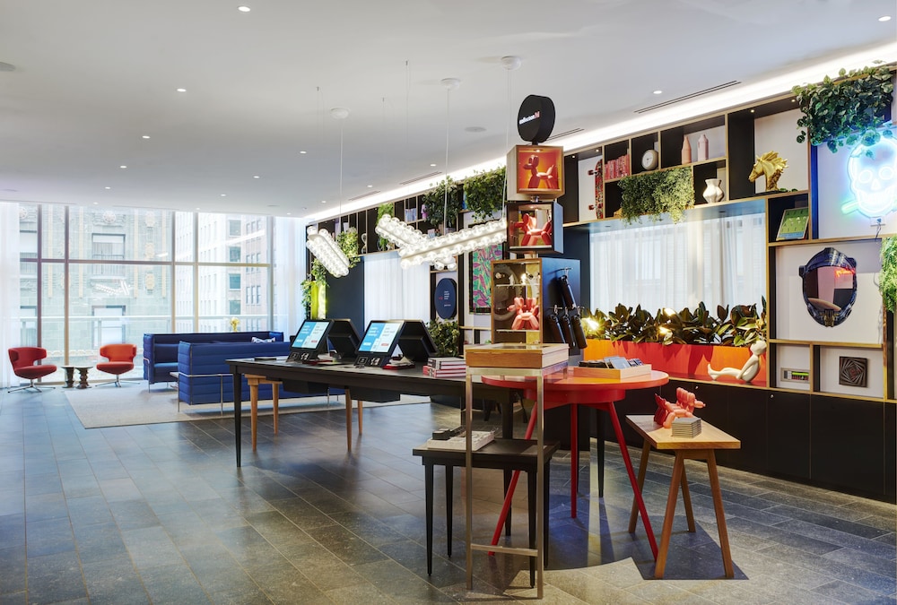 citizenM Chicago Downtown - photo 4