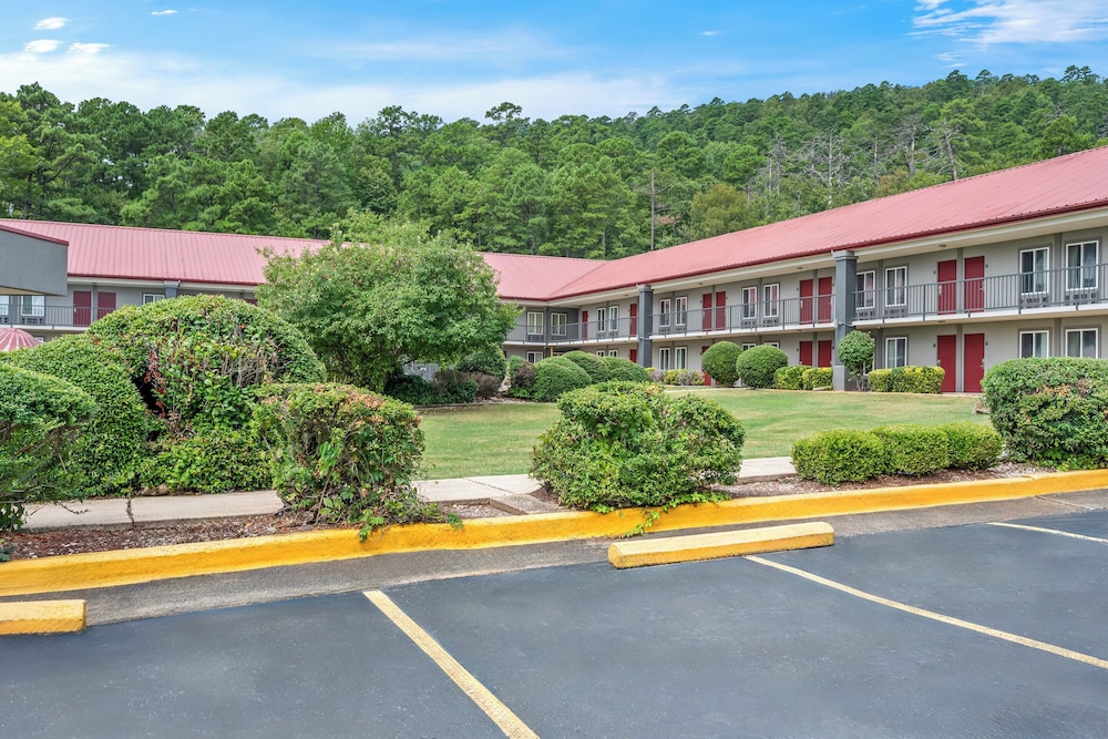 Red Roof Inn Hot Springs - photo 40