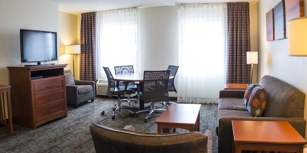 Staybridge Suites Fargo by IHG - photo 16
