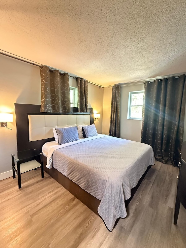Sheridan Suites Apartments Hotel - photo 23