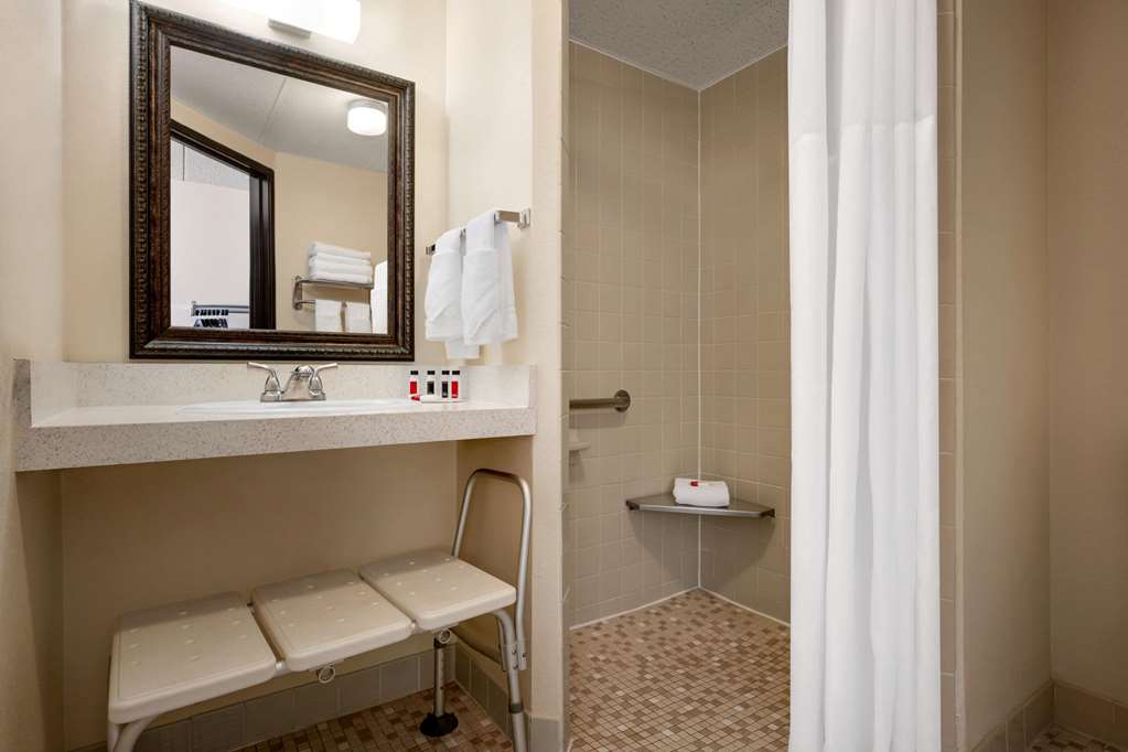 Days Inn by Wyndham Fort Collins - photo 26