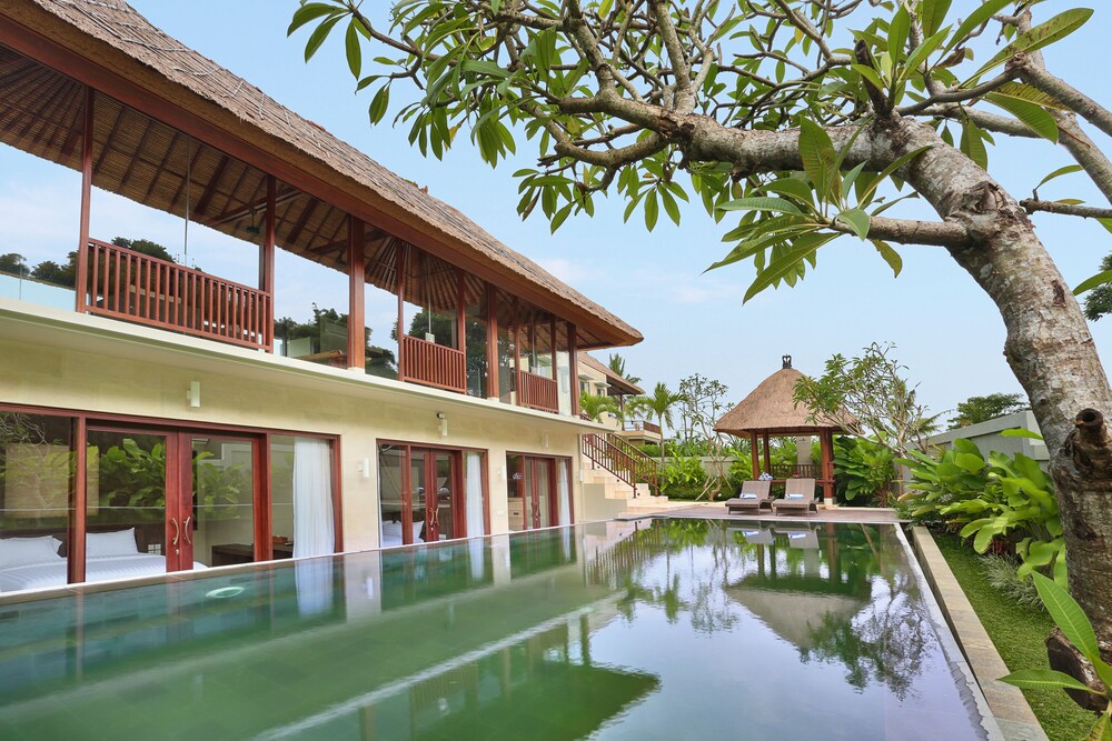 Khayangan Kemenuh Villas by Premier Hospitality Asia — 4-Star Luxury Hotel in Bali, Indonesia